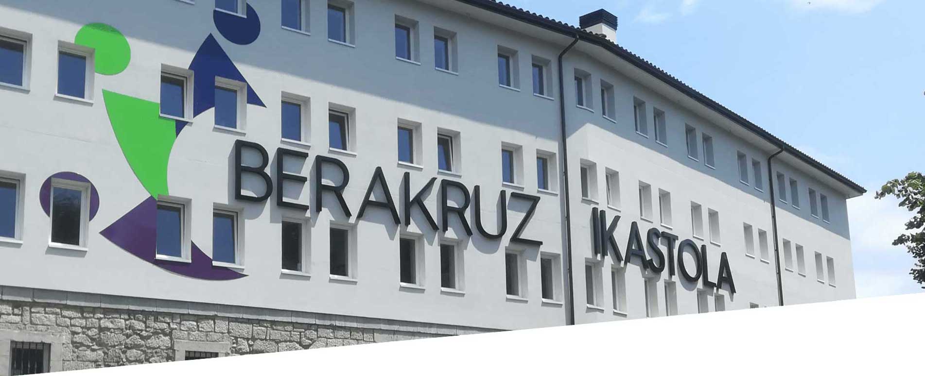 rotulacion fachada ikastola berakruz