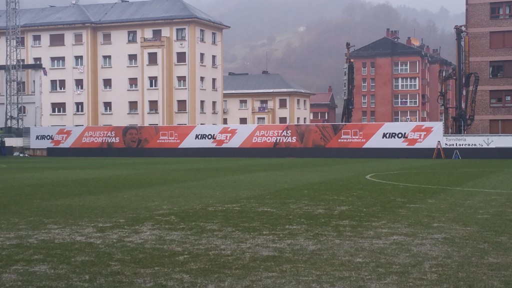 publicidad-en-los-campos-de-futbol