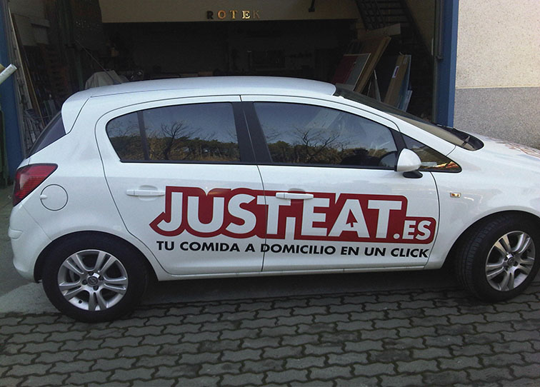 rotulacion-coche-slogan-logo